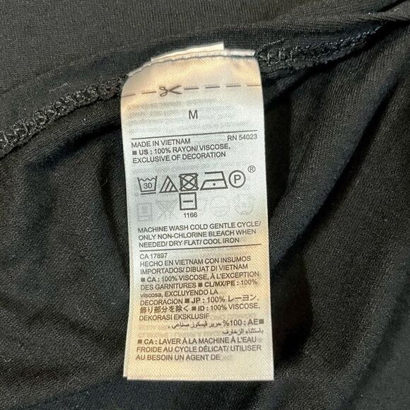 Old Navy Tulip Hem Slide Slits Lace Top Medium - Picture 11 of 13